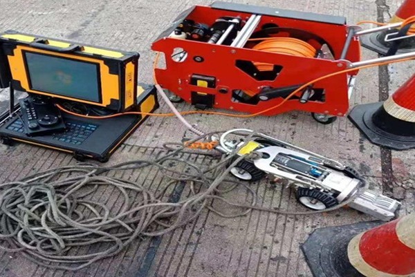 新野CCTV管道检测机器人