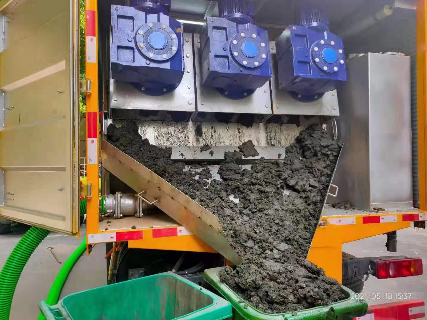 新野化粪池清掏城市维护站-泥浆净化干湿分离处理